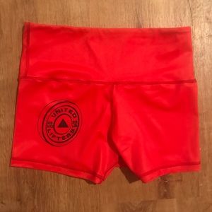 United Lifters Shorts - Red - large